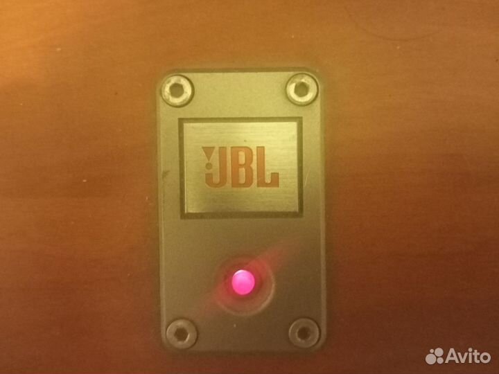 Домашний сабвуфер активный jbl