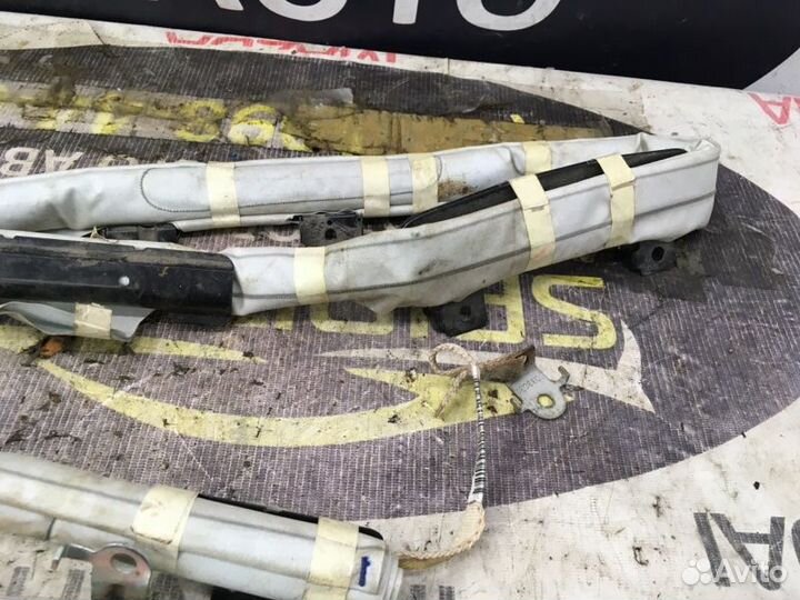 Шторка безопасности левая Mazda 3 1.6 2003-2009