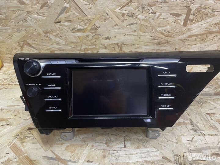 Магнитола Toyota Camry 70