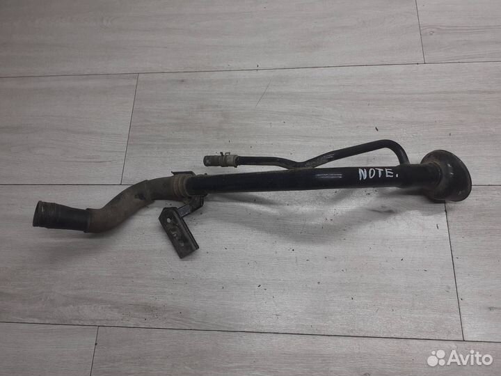 Топливно-заливная горловина Nissan Note E11