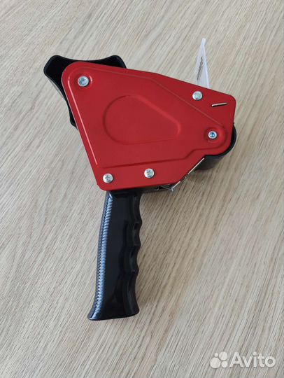 Диспенсер для скотча