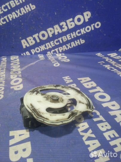 Моторчик заслонок отопителя Kia Cerato 1 седан