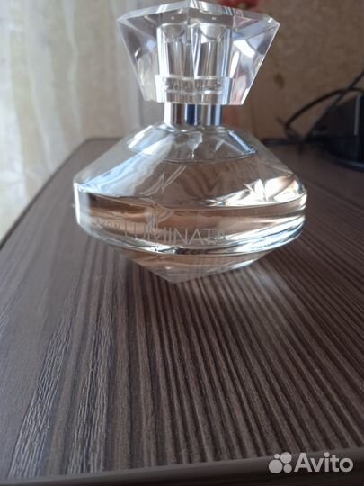 Продам парфюм avon