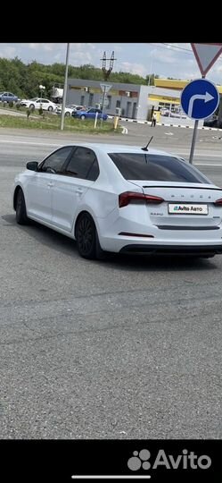 Skoda Rapid 1.6 МТ, 2021, 150 000 км