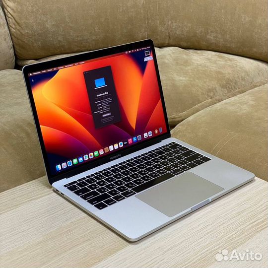 MacBook Pro 13 2017 i5/16/256 (янв 1/8)