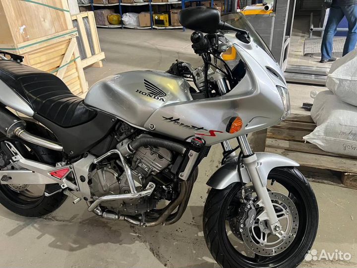 Продам шершня