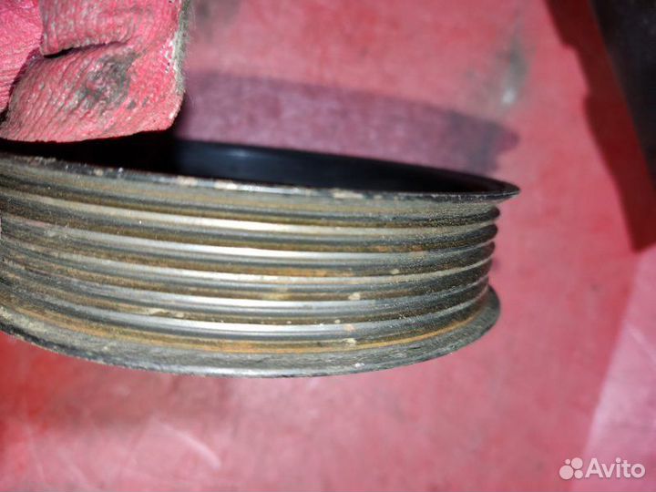 Шкив гидроусилителя Audi A3 8L хетчбек 1.6 AKL