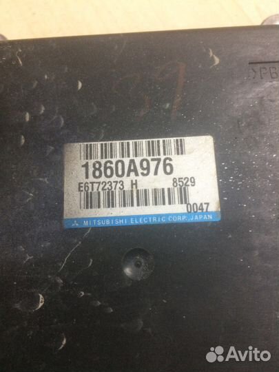 Блок управления двигателем Mitsubishi Lancer 10