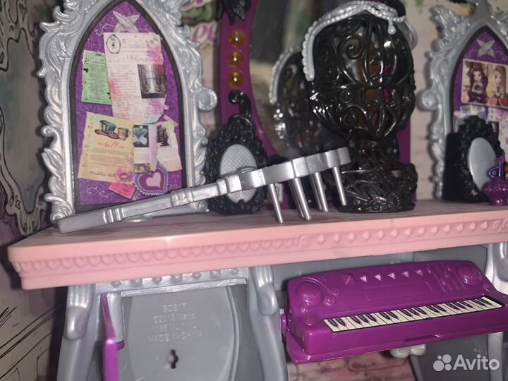 Кукла эвер афтер хай рейвен /столик рейвен