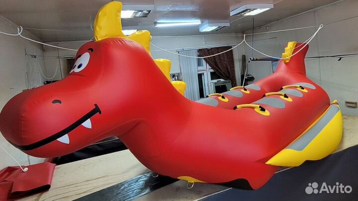 Водный буксируемый банан