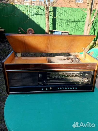 Радиола урал 111
