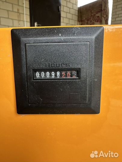 Осушитель воздуха промышленный Master DH 752