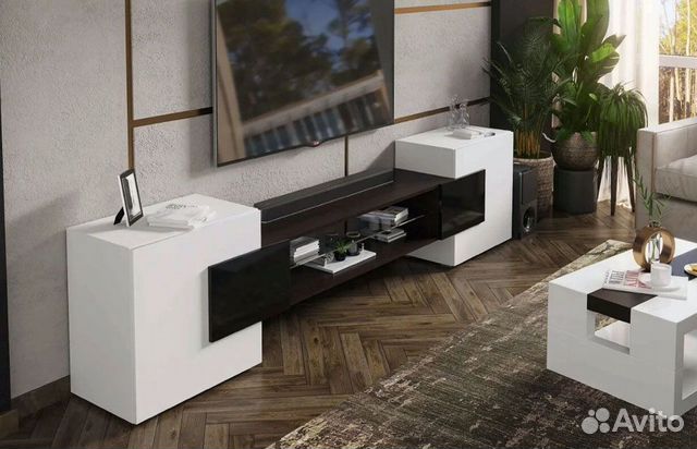 Тумба тв. Новая со склада