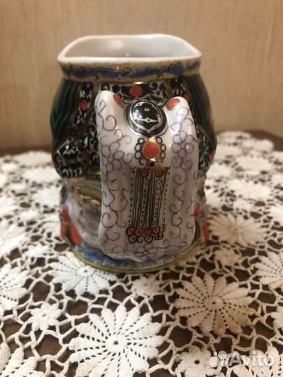 Статуэтка фарфор