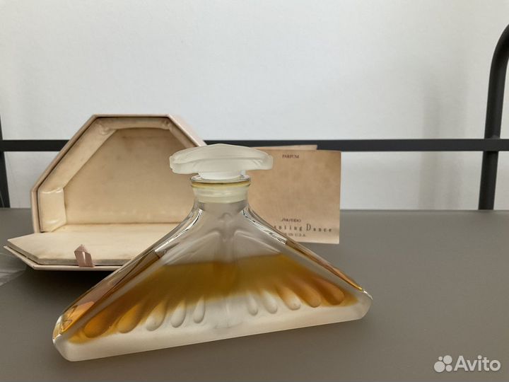 Shiseido Enchanting dance духи 20 мл