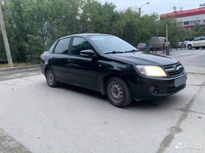 LADA Granta 1.6 AT, 2013, 220 000 км