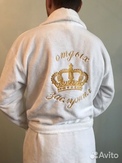 Халат махровый с вышивкой