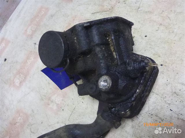 Корпус масляного фильтра Volkswagen Passat B5 AHL