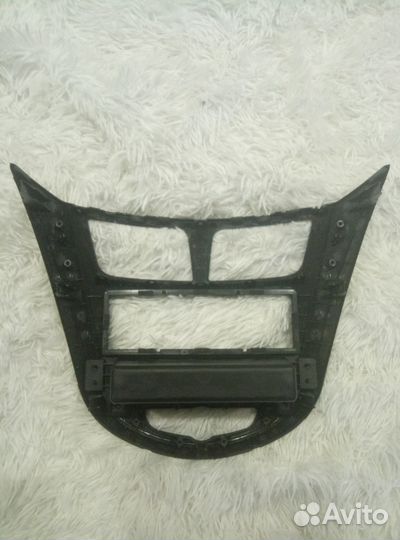 Переходная рамка Hyundai Solaris 2010-2014