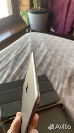 iPad mini 4 128gb cellular