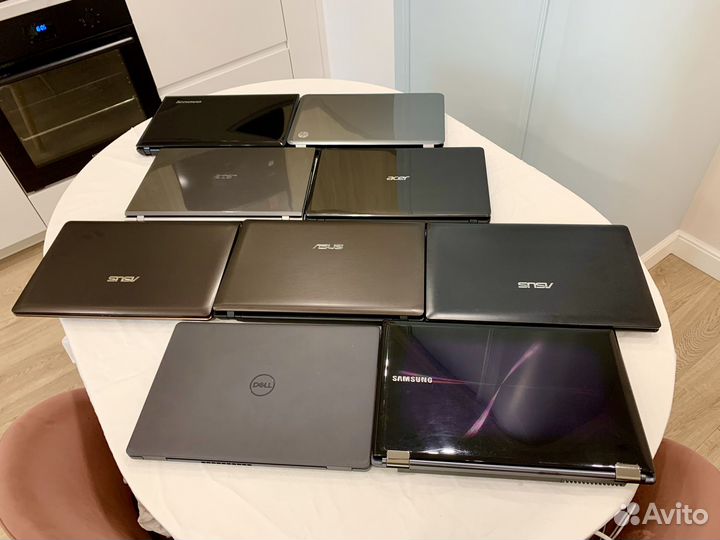 Девять ноутбуков Core i5, i7 в связи с закрытием