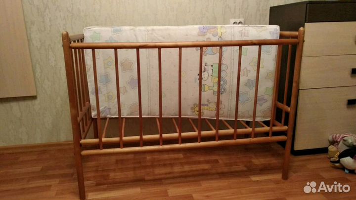 Кроватка детская