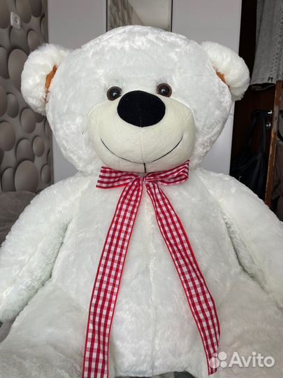 Плюшевый медведь