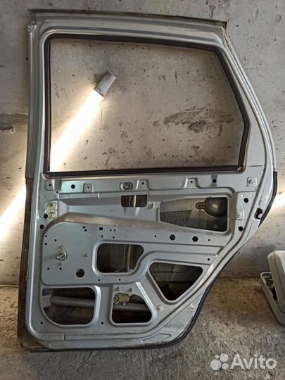 Дверь LADA kalina