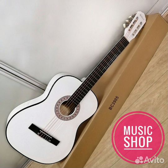 Гитара новая классическая