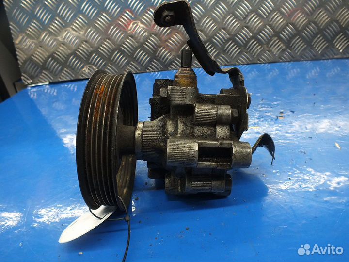 Насос гур Toyota camry avensis гидроусилитель