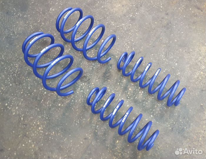 Пружины с занижением H&R на camry 70