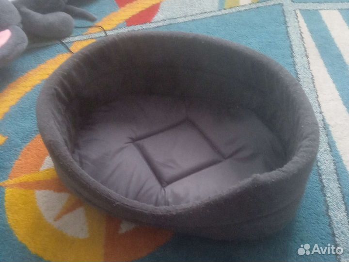 Лежанка для кошек и собок