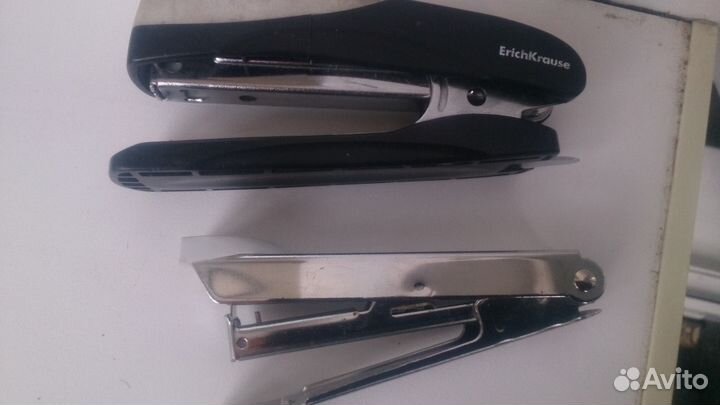 Калькулятор,степлер,дырокол