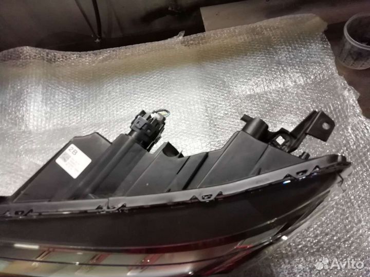 Фара левая mitsubishi ASX 8301D481