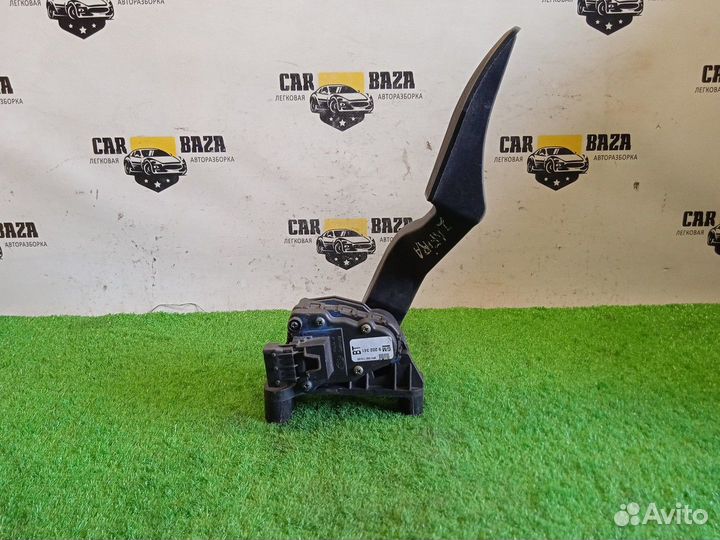 Педаль акселератора (газа)