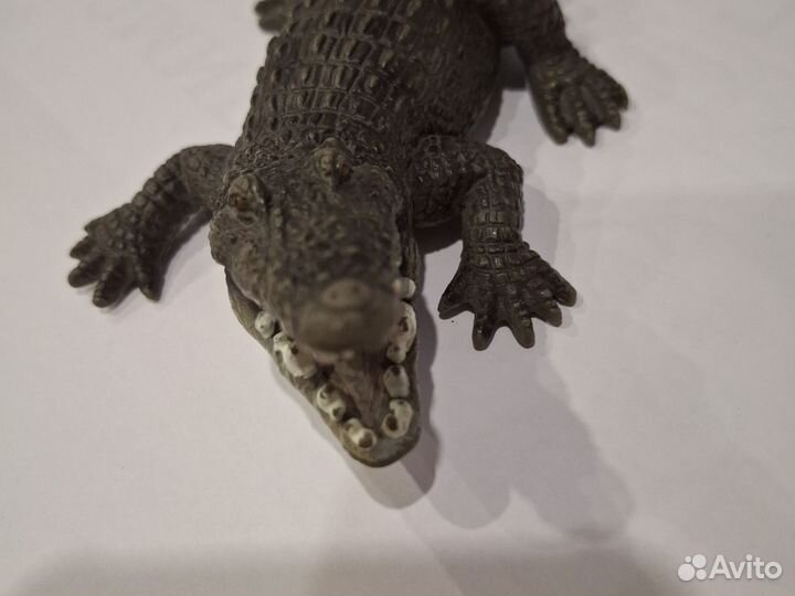 Крокодил schleich