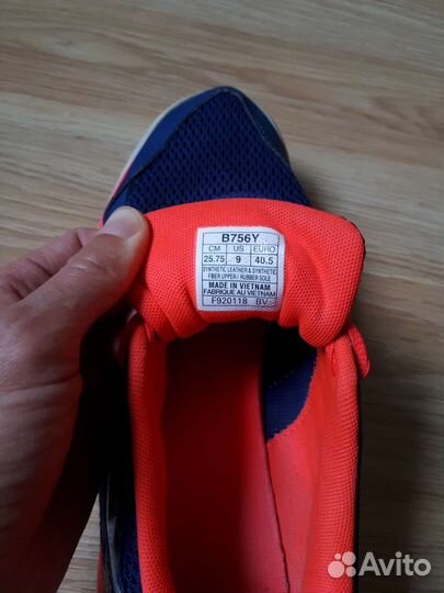 Кроссовки Asics Gel Rocket 8 39 р