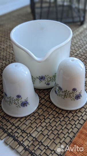 Солонка и перечница.Соусник