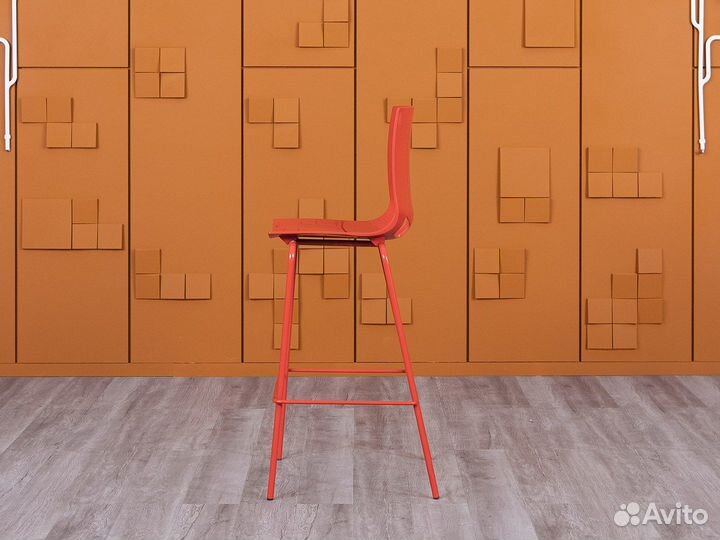 Барный стул