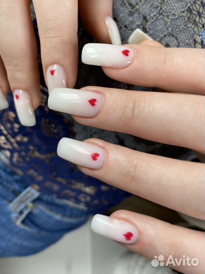 Маникюр, педикюр и наращивание ногтей