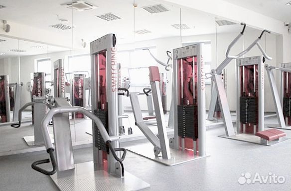 Зеркало настенное с фацетом