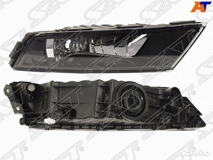 Противотуманная фара правая Skoda Superb 3