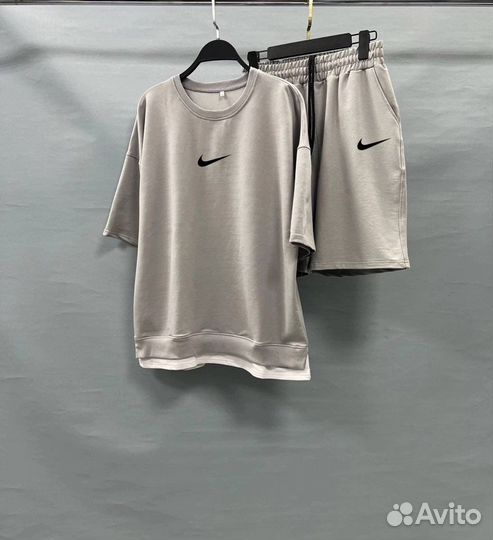 Спортивный костюм Nike