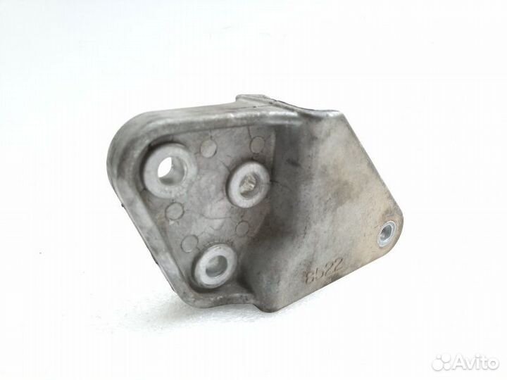 Кронштейн кпп Mitsubishi Lancer 10 2.0 4B11