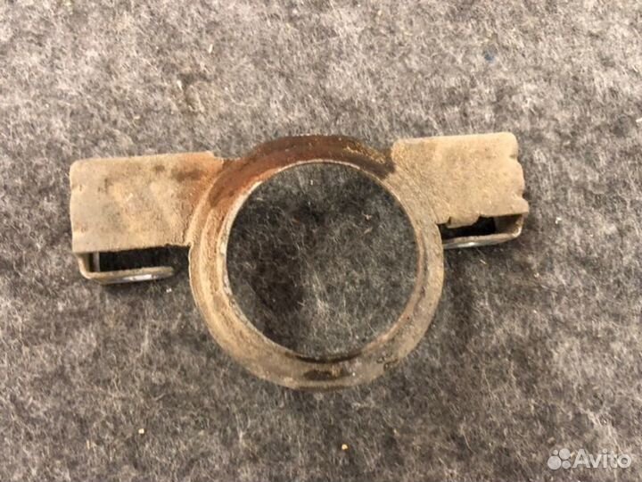 Кронштейн привода Ford Focus 2 седан 2.0 2005