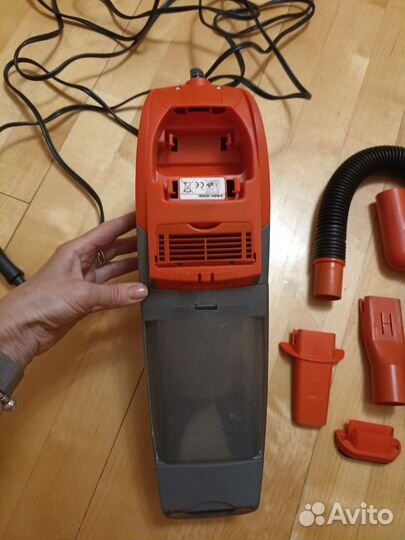 Автомобильный пылесос Black Decker ACV 1205