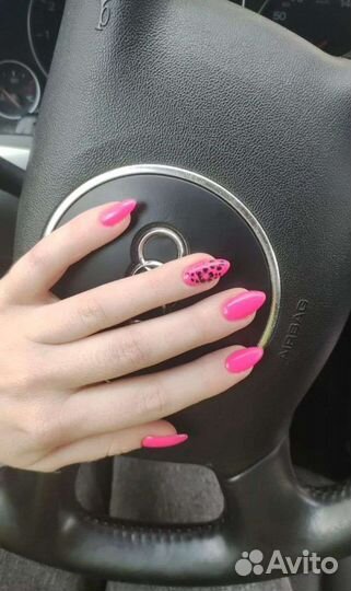 Маникюр на дому