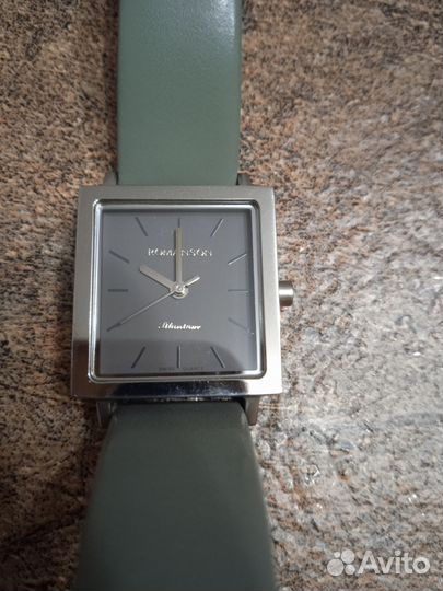 Часы женские Romanson DL 2133lllwgr