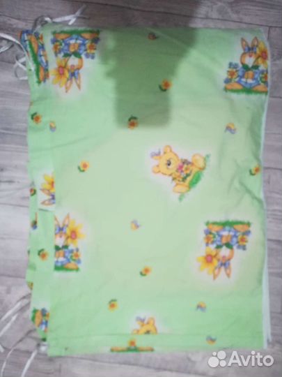 Бортики в кроватку