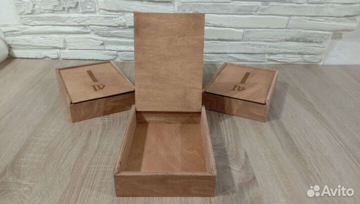 Универсальная коробка из дерева